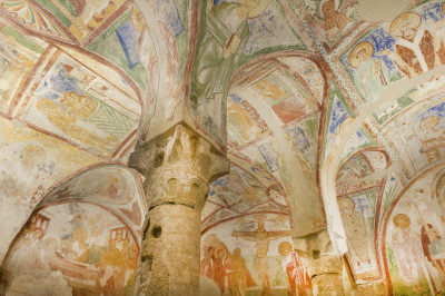 Cripta degli Affreschi (interno della Basilica)